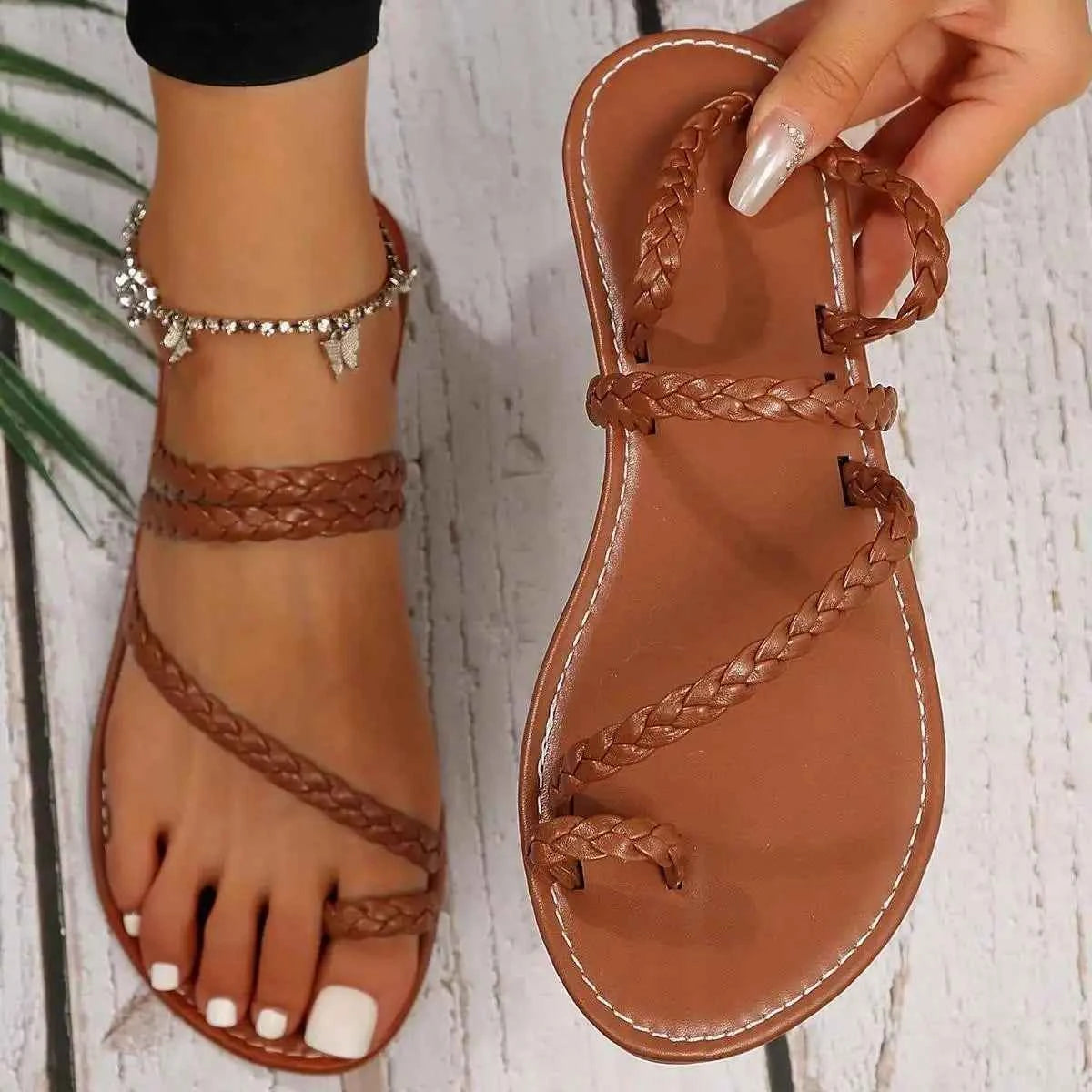 Minimal Flat Sandals – Lightweight Soft Sole Summer Style