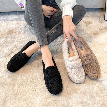 Loom & Soul Women’s Winter Plush Flats – Warm Lamb Wool Slip-On Loafers with Soft Lining and Flat Heel