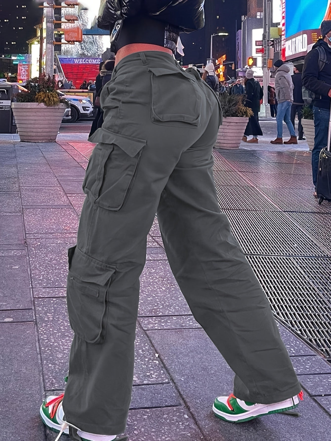 Women’s Retro Y2K Cargo Pants – High-Waisted Wide-Leg Streetwear