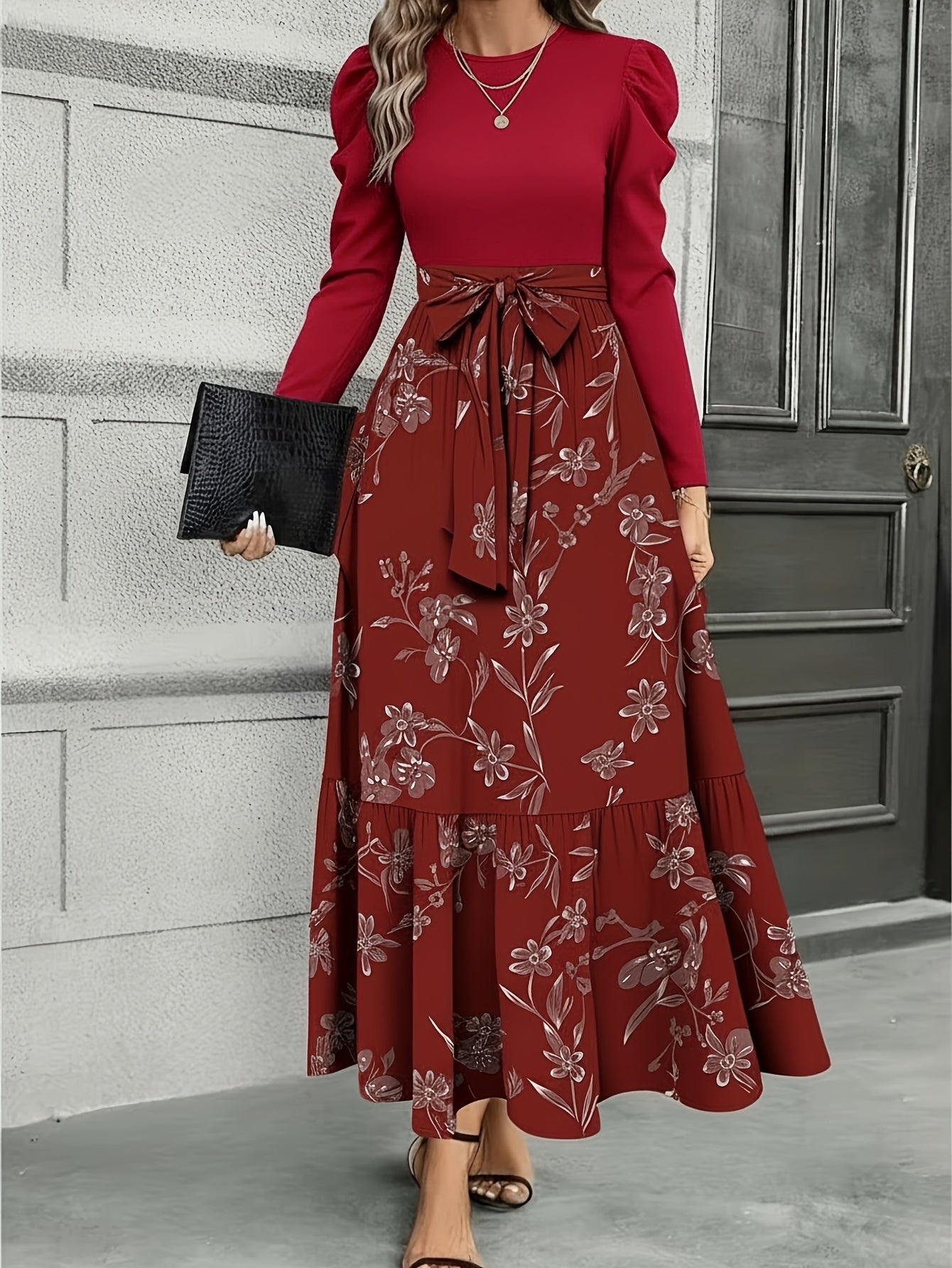 Robe longue portefeuille bleu marine à imprimé floral – Robe trapèze élégante de style rétro