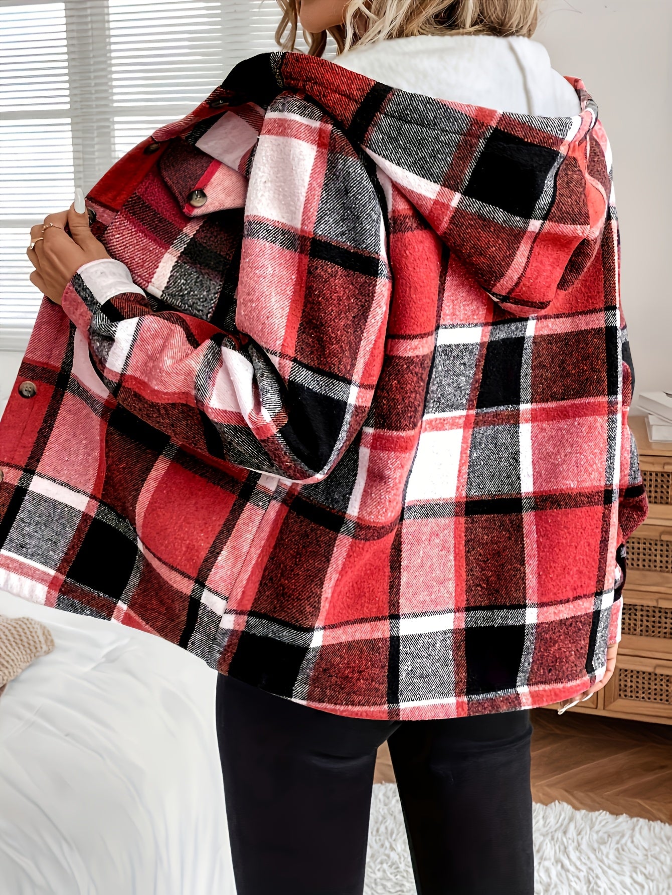 Women’s Plaid Hooded Jacket – Fleece-Lined Button-Up All-Season Outerwear