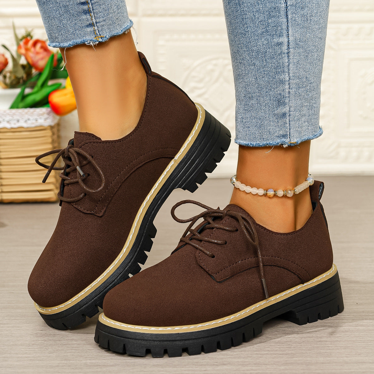 Women’s Business Casual Shoes – Chunky Heel Lace-Up Comfort