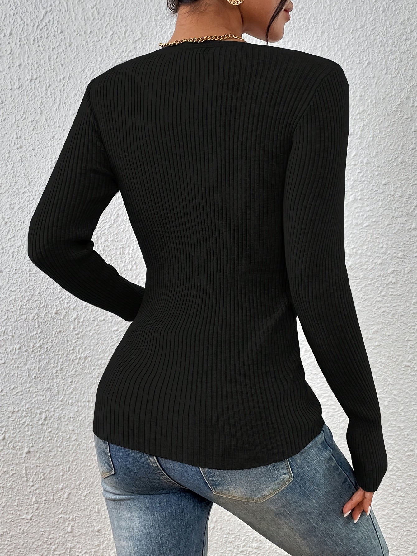 Elegant V-Neck Button Sweater – Women’s Soft Long Sleeve Fall/Winter Knit
