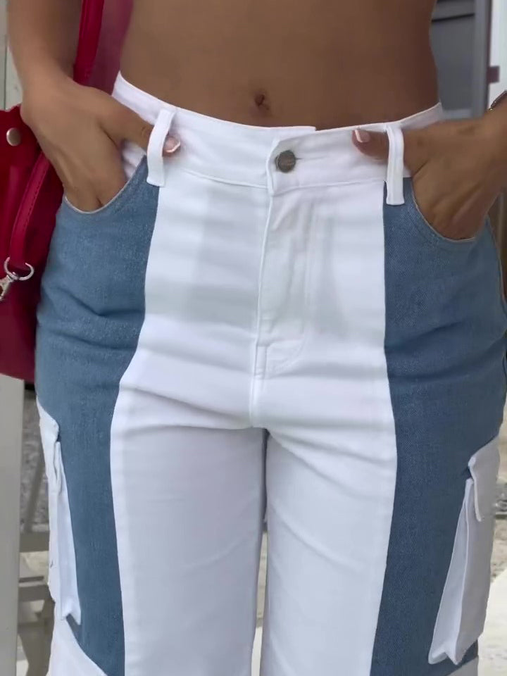 Vaqueros cargo de mujer con bolsillo en contraste – Pantalones utilitarios con retales modernos