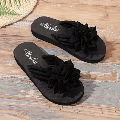 Sandales fleuries à coupe large pour femmes – Tongs plates et décontractées