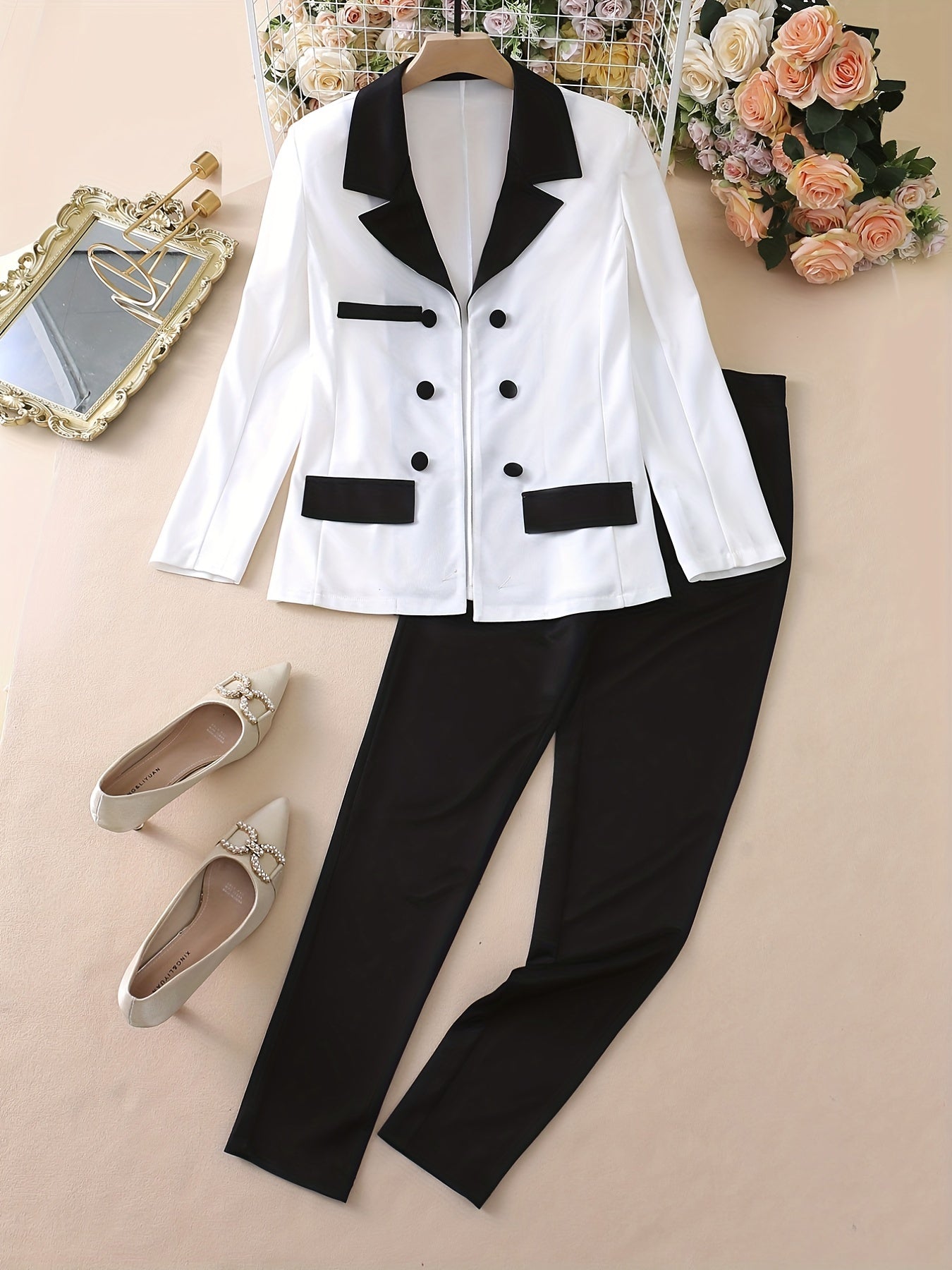 Elegante Traje de Moda con Parches para Mujer – Conjunto de Dos Piezas Primavera/Otoño