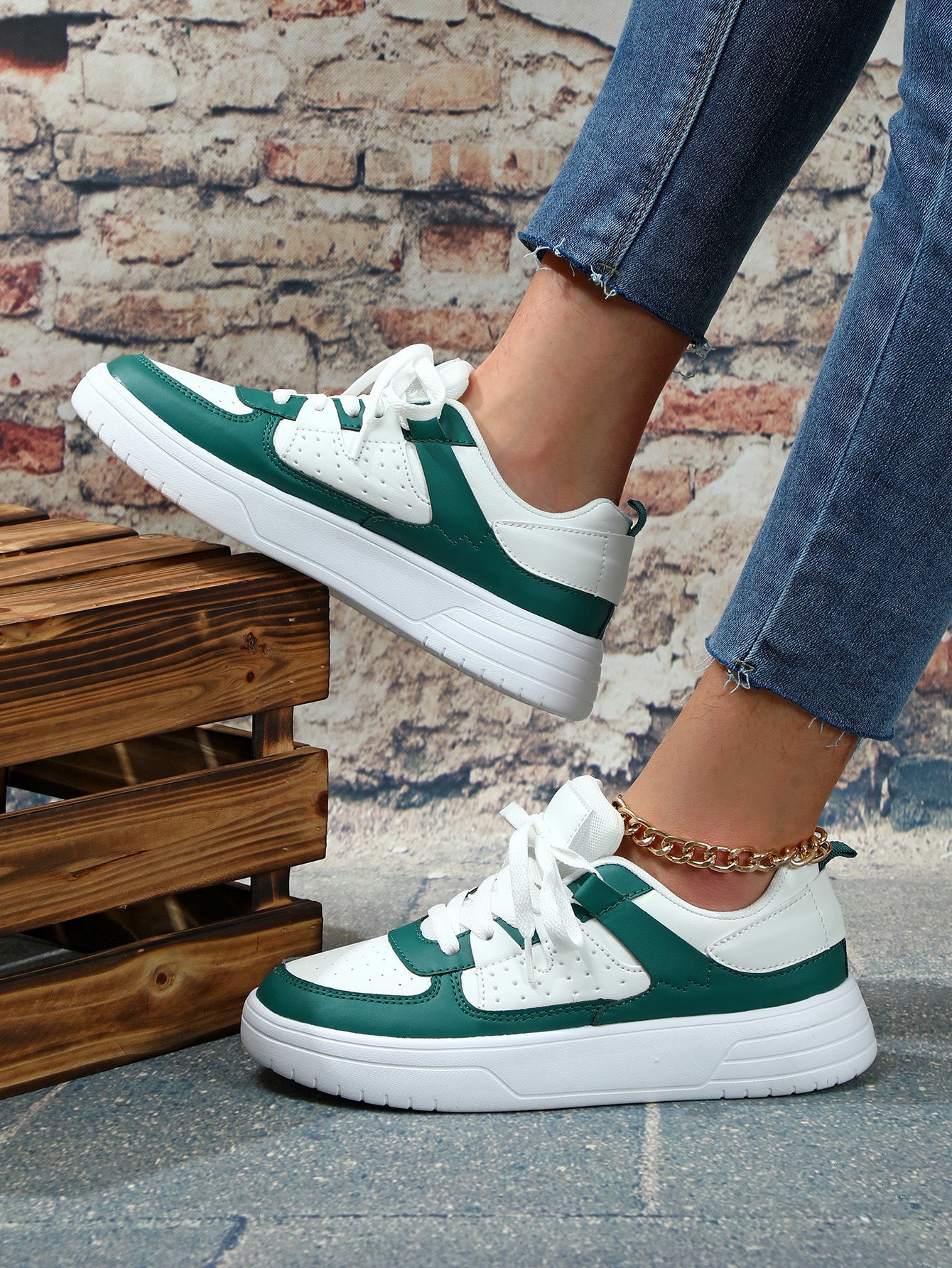 Loom & Soul Unisex Platform Sneakers – European & American Style Non-Slip Casual Sports Shoes with Soft EVA Sole