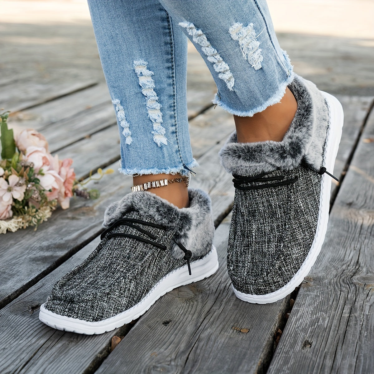 Women’s Slip-On Loafers – Warm Non-Slip Casual Winter Shoes with EVA Sole