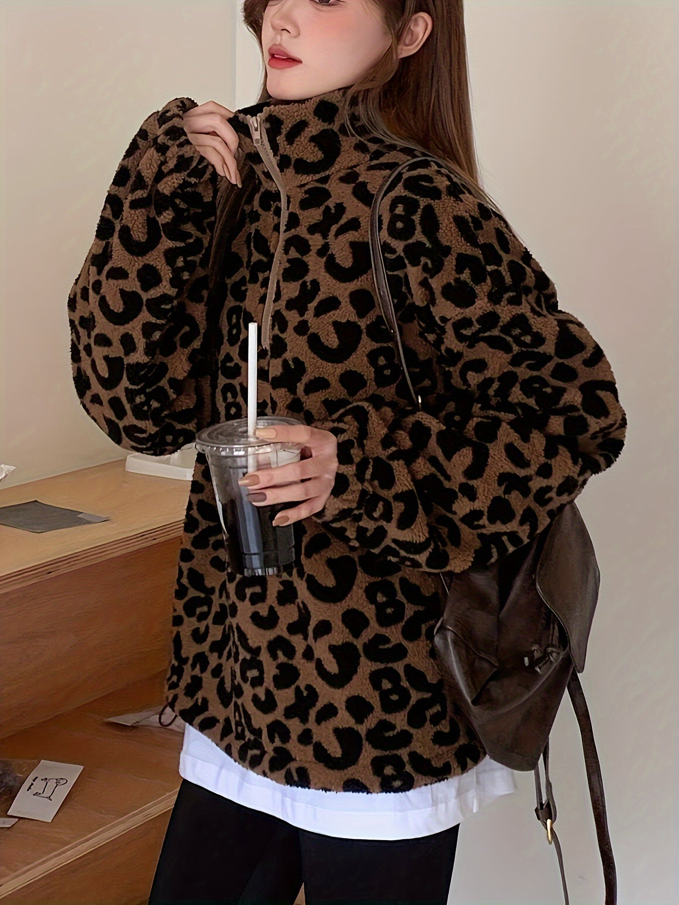 Elegant Leopard Print Plush Hoodie – Soft Fleece-Lined Zip Jacket