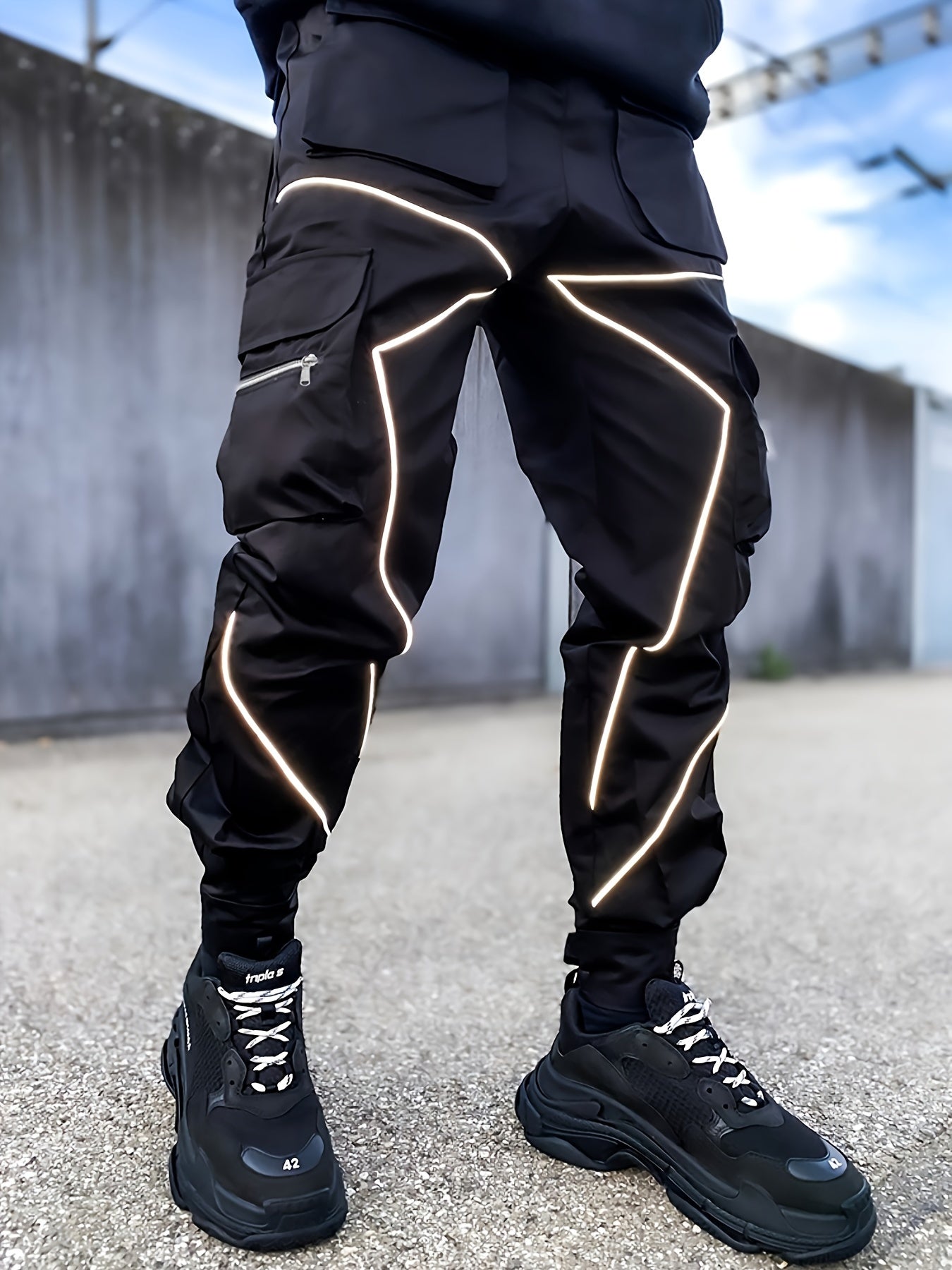 Men’s Reflective Cargo Pants – Loose-Fit Multi-Pocket Sports Trousers