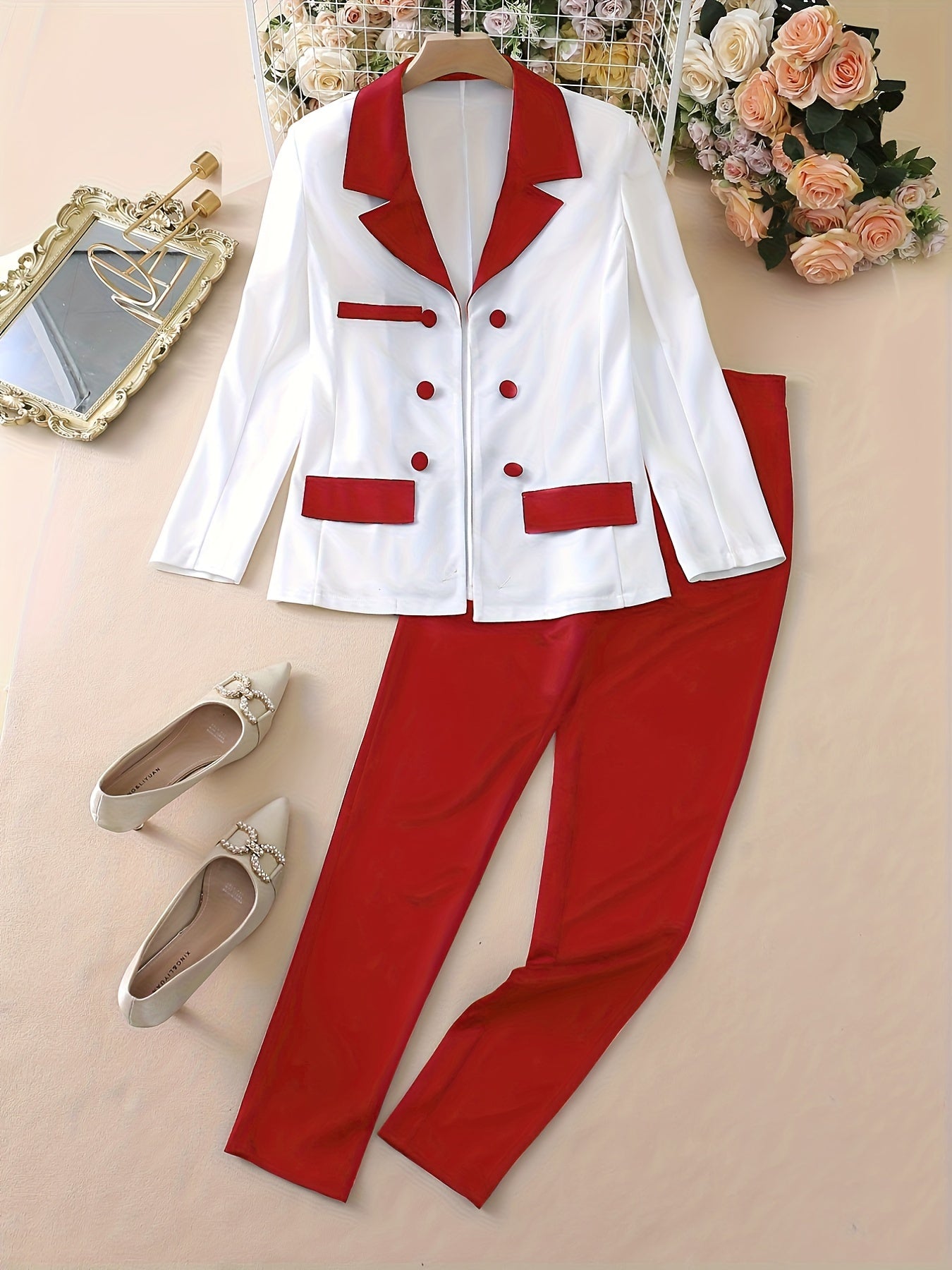 Elegante Traje de Moda con Parches para Mujer – Conjunto de Dos Piezas Primavera/Otoño