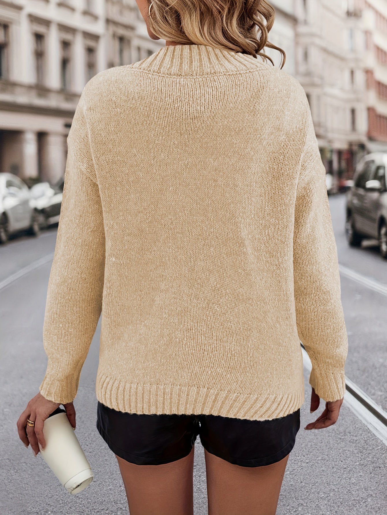 Cozy Heart Print V-Neck Sweater – Soft Knit Pullover for Fall/Winter