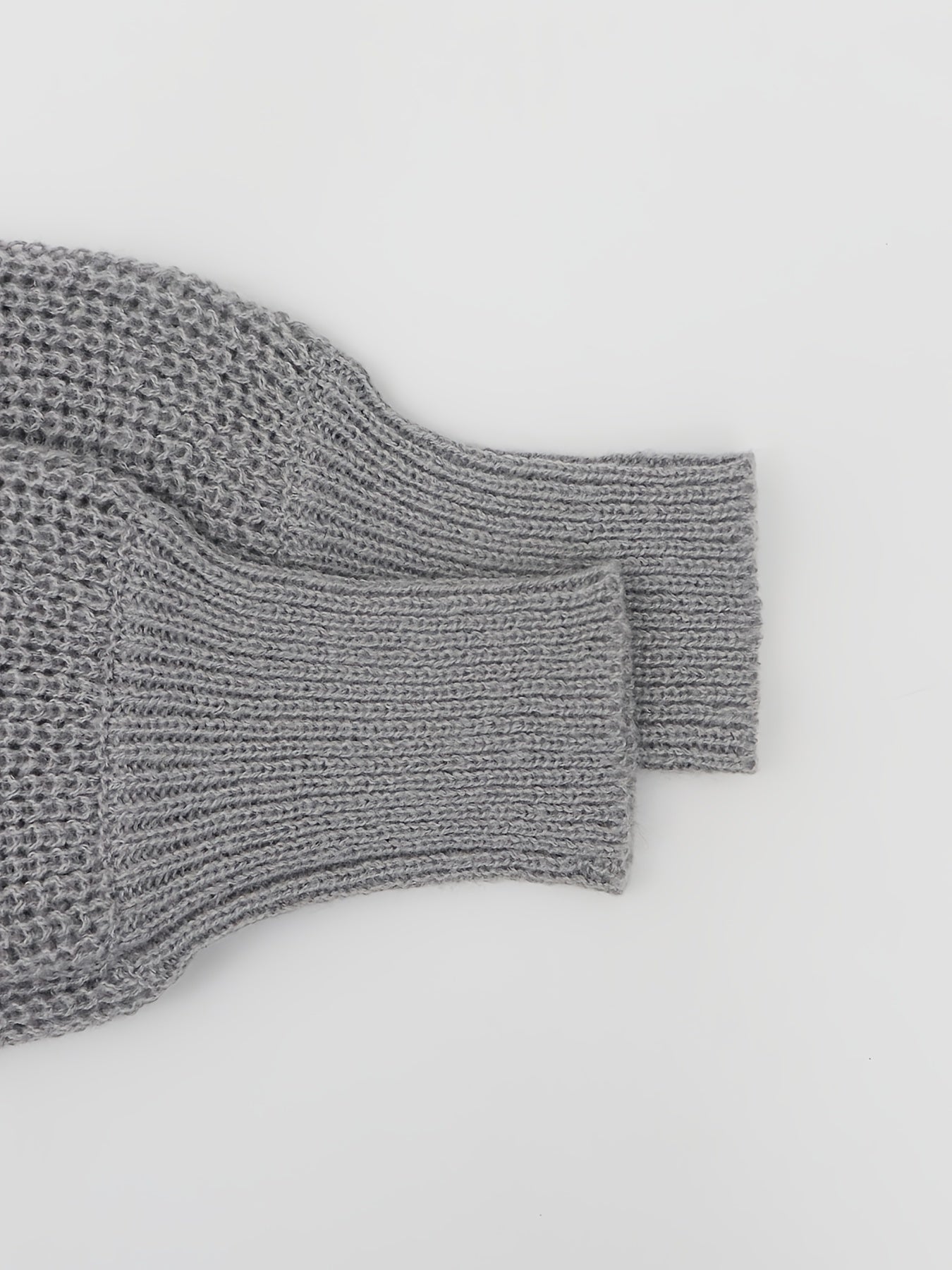 Elegant Deep V-Neck Ribbed Cardigan – Women’s Fall/Winter Knit Sweater