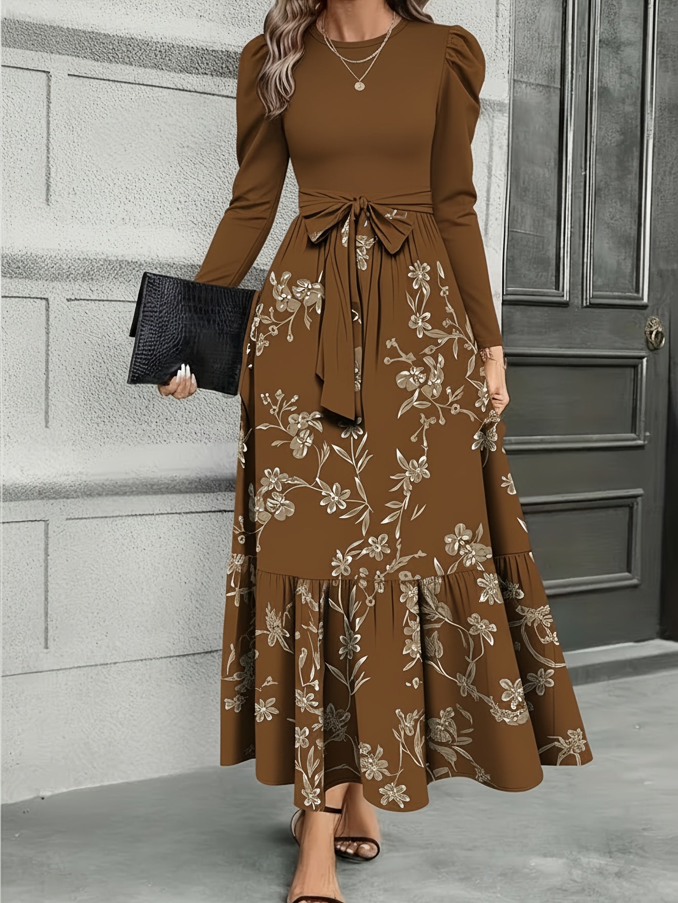 Robe longue portefeuille bleu marine à imprimé floral – Robe trapèze élégante de style rétro