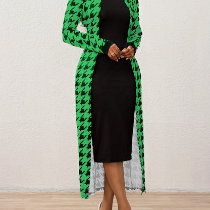 Vestido Ajustado de Cuello Alto con Estampado de Pata de Gallo – Elegante Vestido de Punto de Manga Larga