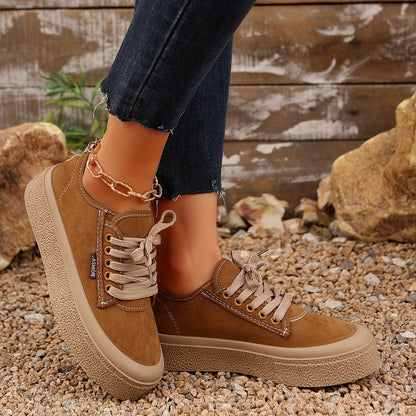 Zapatillas Bajas Minimalistas con Cordones para Mujer – Calzado Casual Versátil