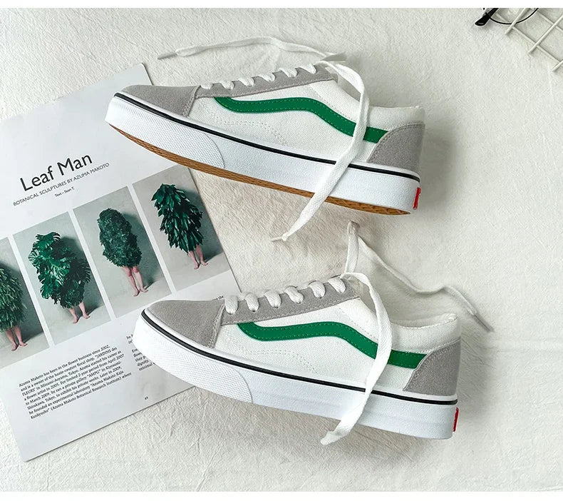 Men’s Checkered Canvas Sneakers – Lightweight Lace-Up Casual Shoes