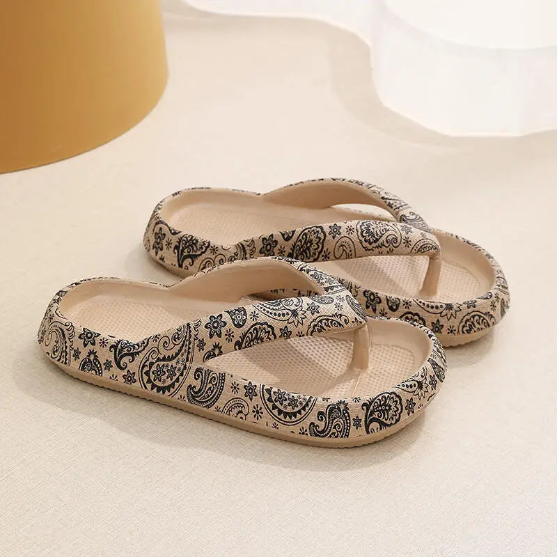 Women’s Leopard Platform Flip Flops – Lightweight Summer Slides
