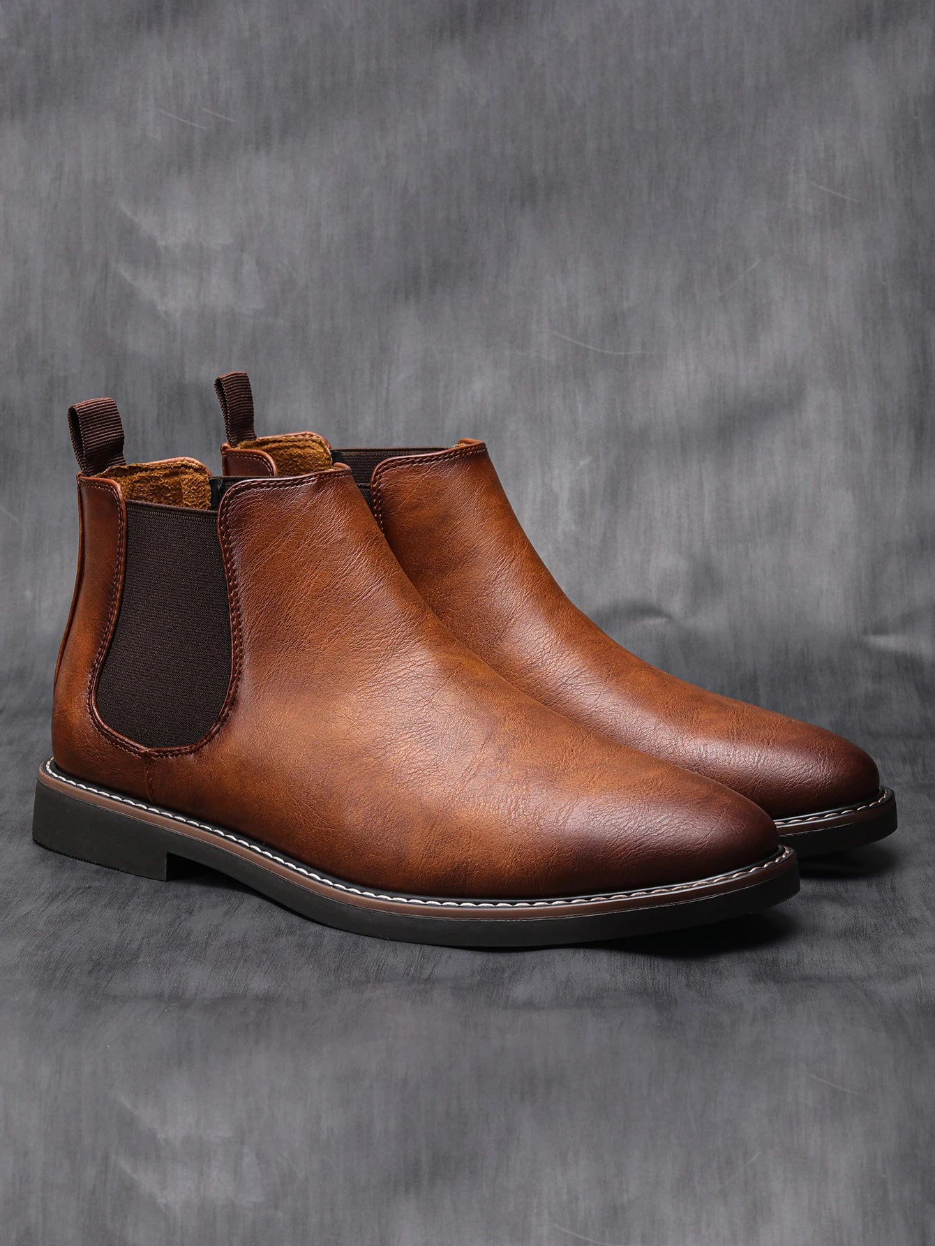 Loom & Soul Men’s Retro Chelsea Boots – Classic Slip-On British Style Boots