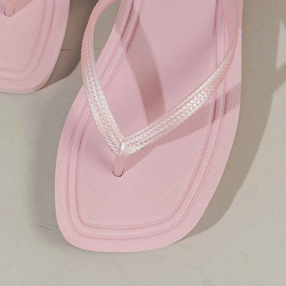 Minimal Square Toe Flip Flops – Lightweight Summer Comfort