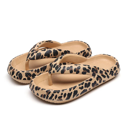 Women’s Leopard Platform Flip Flops – Lightweight Summer Slides