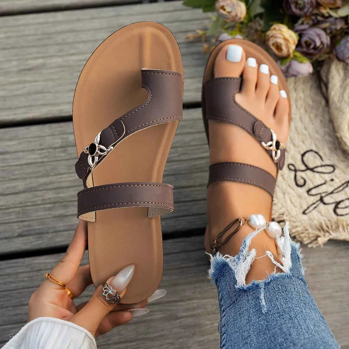 Versatile Slip-On Sandals – Soft Comfort Everyday Style