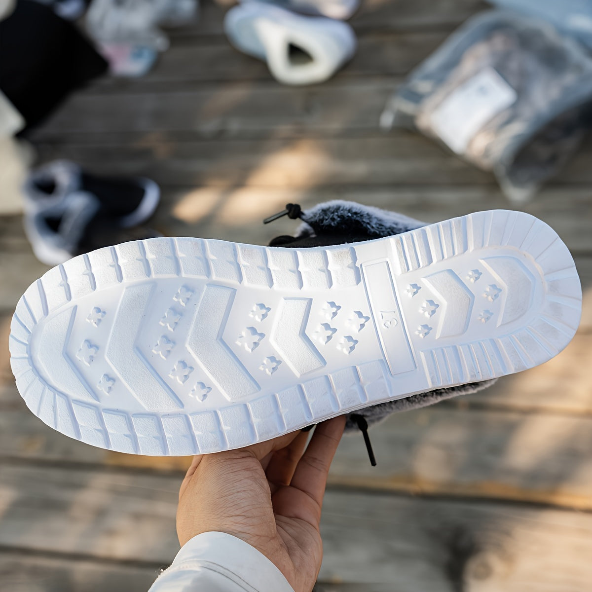 Women’s Slip-On Loafers – Warm Non-Slip Casual Winter Shoes with EVA Sole