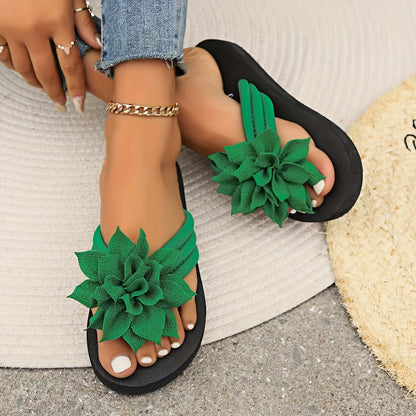 Sandales fleuries à coupe large pour femmes – Tongs plates et décontractées