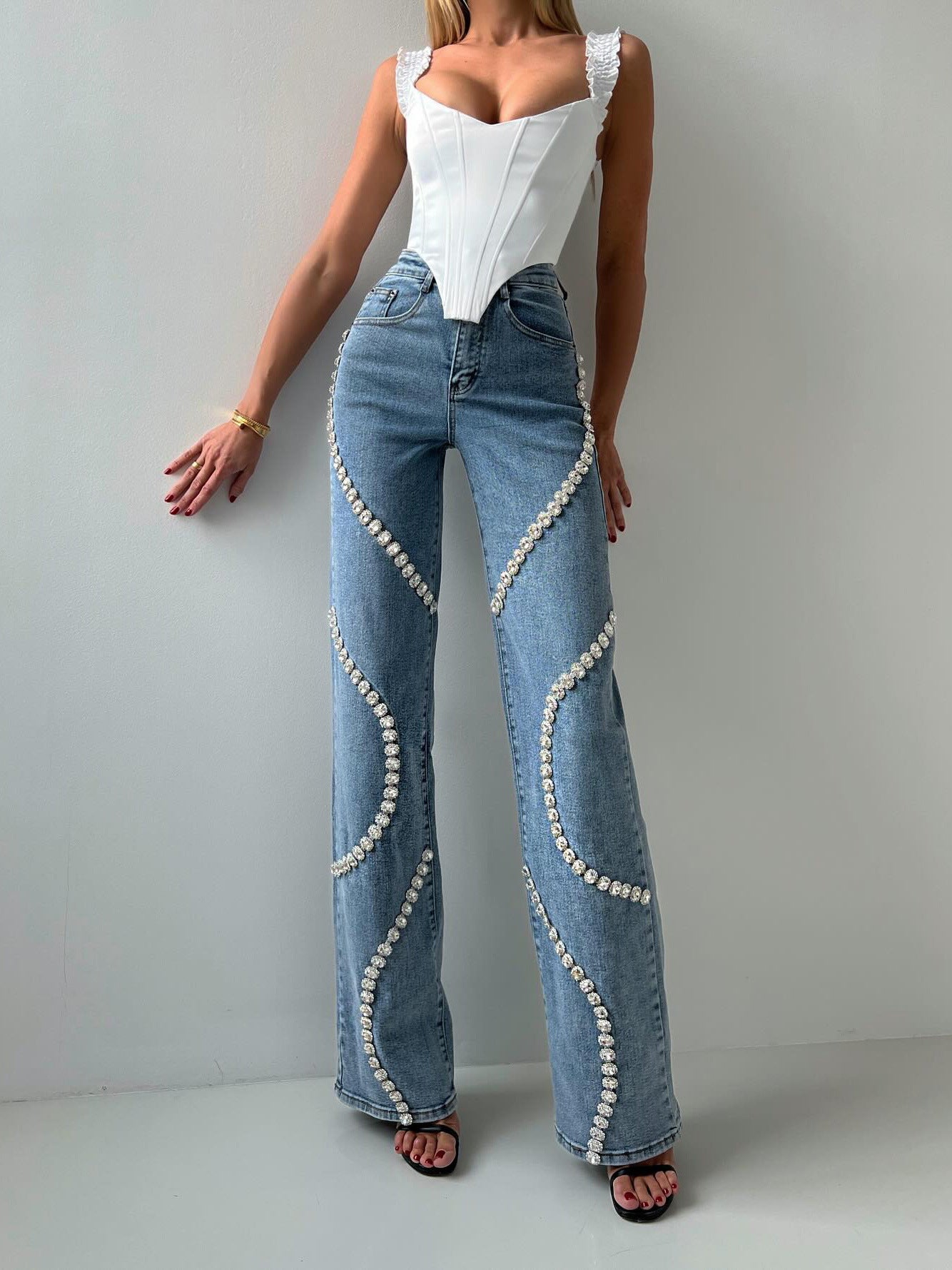 Loom & Soul™ Rhinestone Straight-Leg Jeans – Women’s High-Style Street Denim Pants
