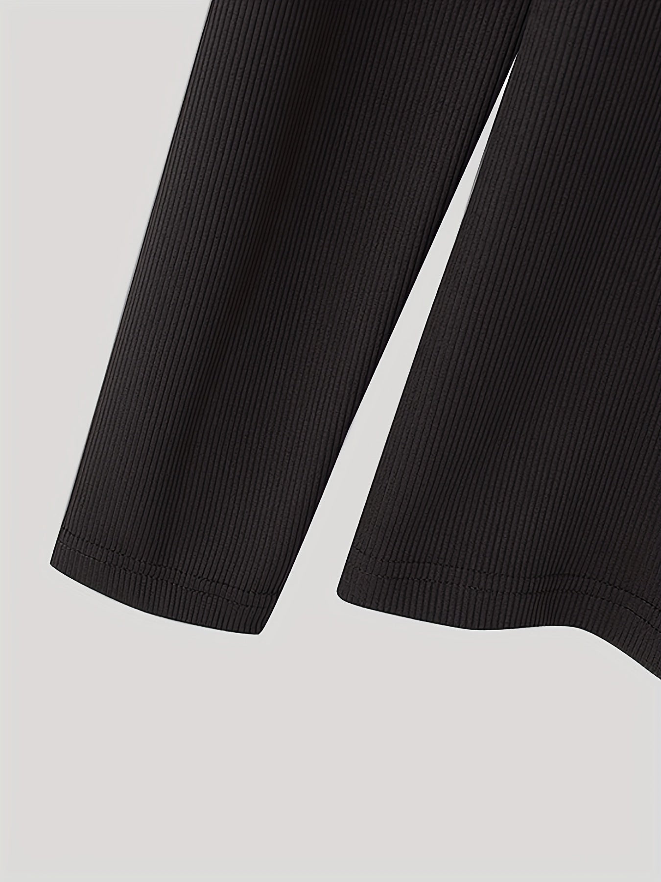 Col roulé homme coupe ajustée – Maillot en maille à boutons