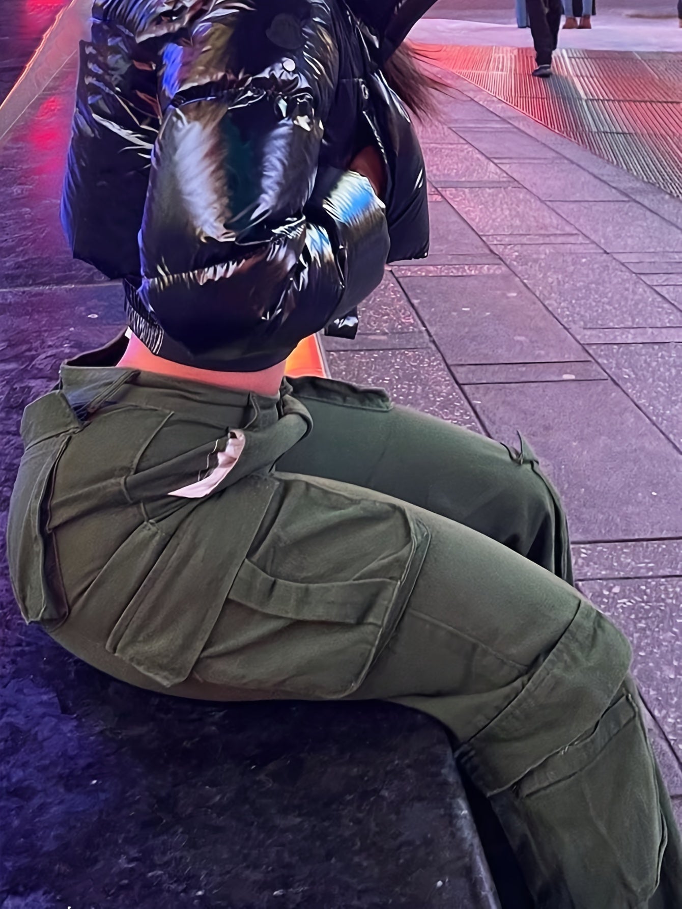 Women’s Retro Y2K Cargo Pants – High-Waisted Wide-Leg Streetwear