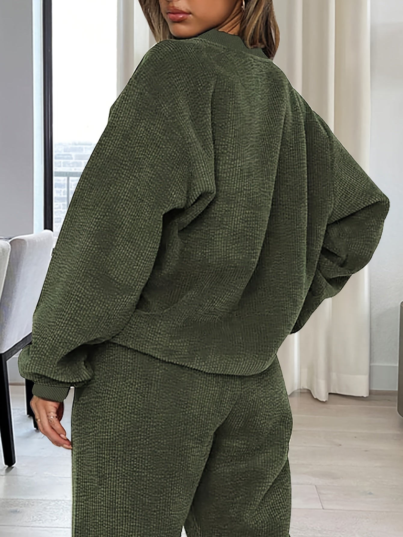 Solid Color Two-Piece Set – Women’s Round Neck Top & Drawstring Pants