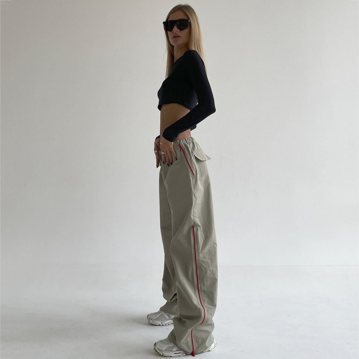 Loom & Soul Women’s All-Matching Loose Trousers – Cotton Low-Waist Wide-Leg Pants with Pocket Design (Khaki)