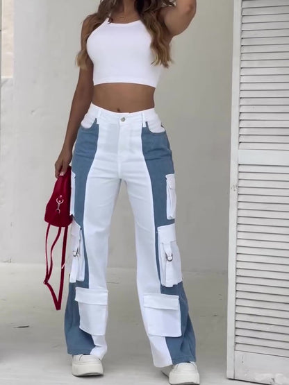 Vaqueros cargo de mujer con bolsillo en contraste – Pantalones utilitarios con retales modernos