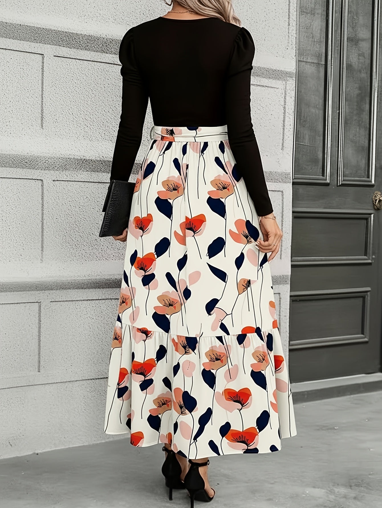 Robe longue portefeuille bleu marine à imprimé floral – Robe trapèze élégante de style rétro
