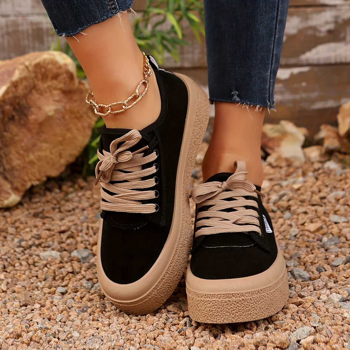 Zapatillas Bajas Minimalistas con Cordones para Mujer – Calzado Casual Versátil