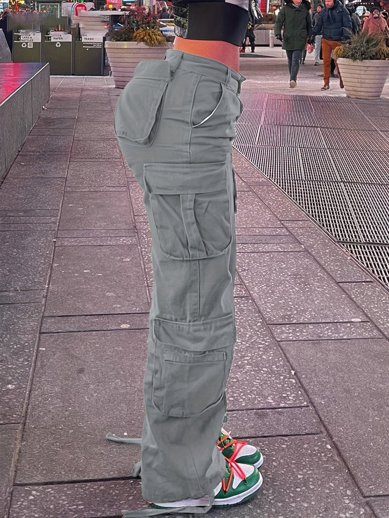 Women’s Retro Y2K Cargo Pants – High-Waisted Wide-Leg Streetwear