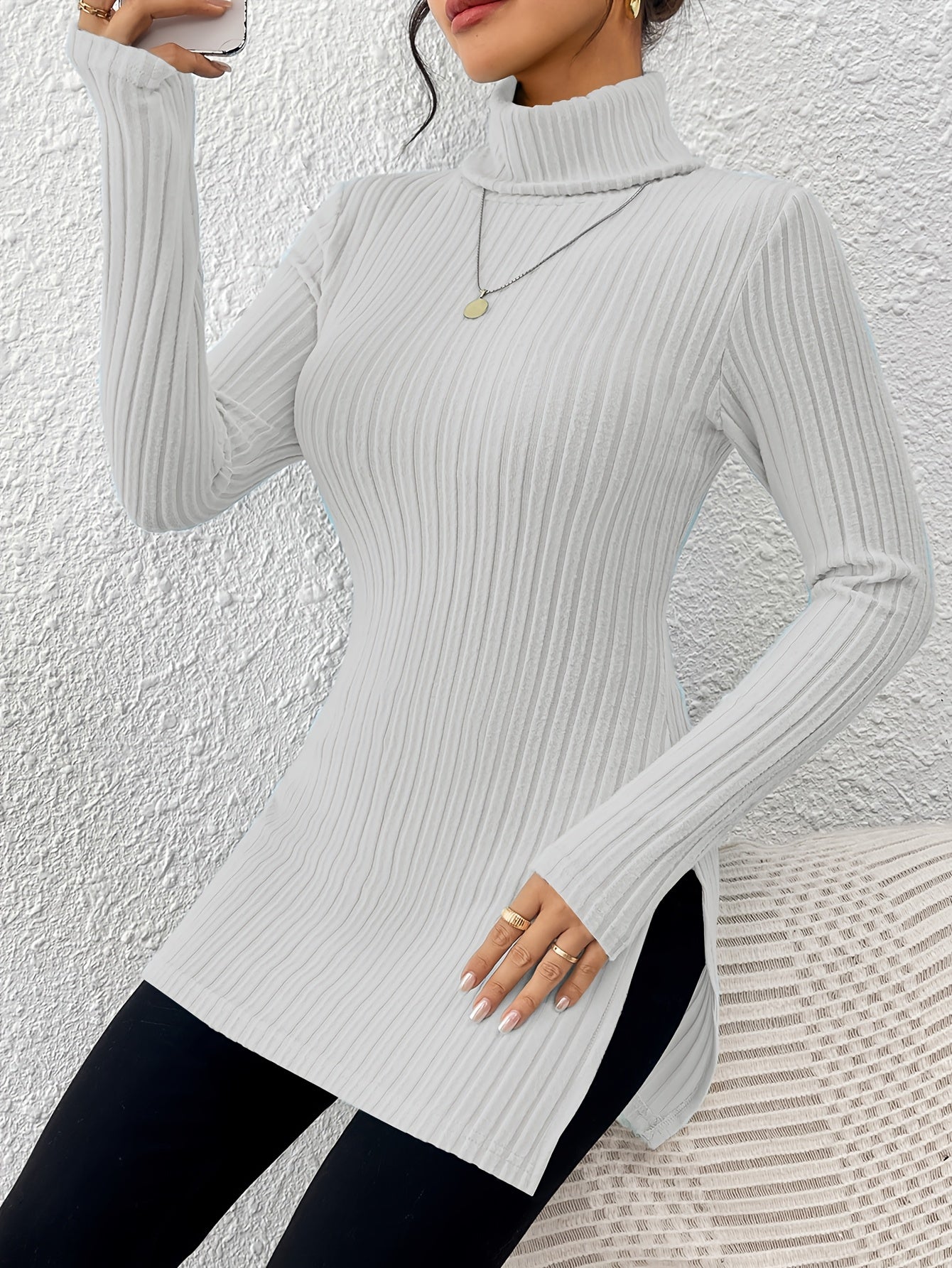 Women’s Elegant Turtleneck Top – Soft Long Sleeve High-Neck Knit