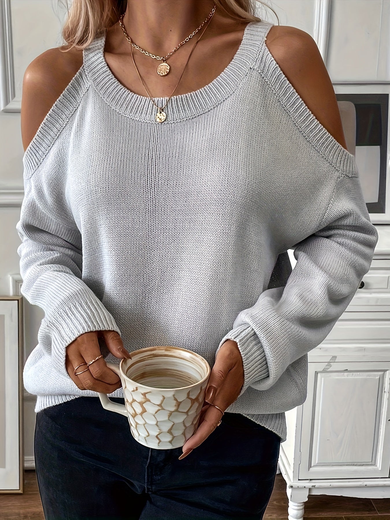 Women’s Elegant Crew Neck Pullover – Soft Knit Fall/Winter Sweater
