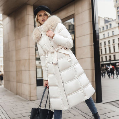 Manteau Long d'Hiver Slim Femme avec Capuche Fourrure & Ceinture – Coupe Chaude