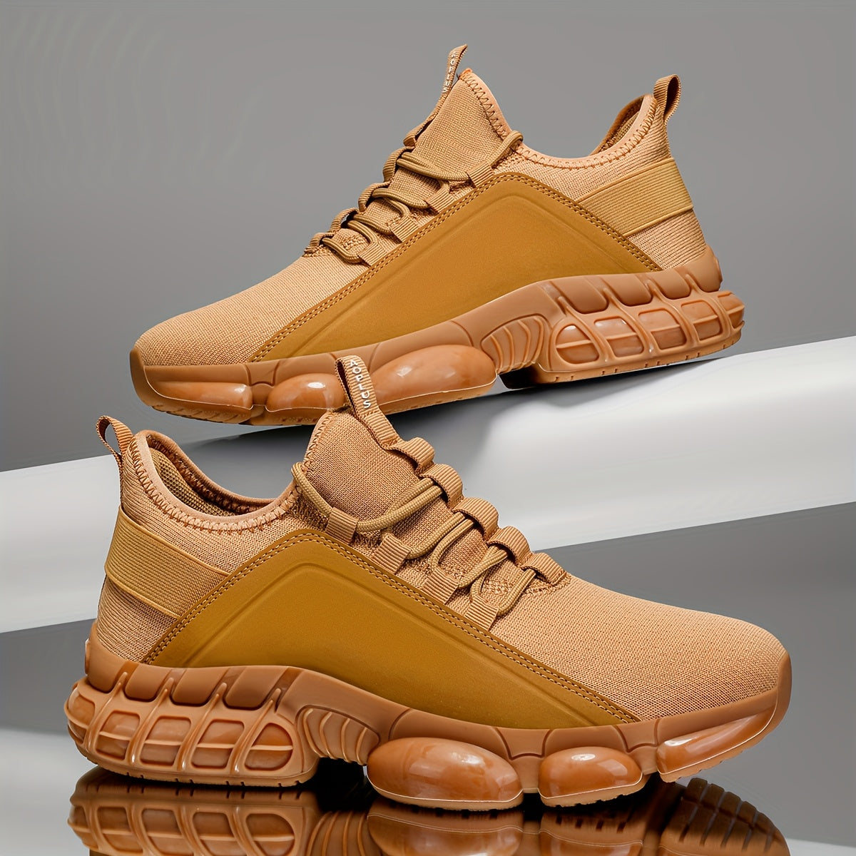 Men’s Lightweight Running Shoes – Breathable Low-Top Trainers