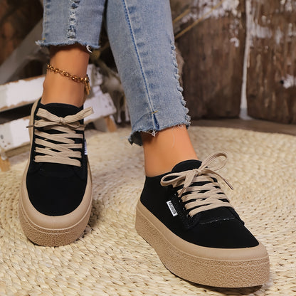 Zapatillas Bajas Minimalistas con Cordones para Mujer – Calzado Casual Versátil
