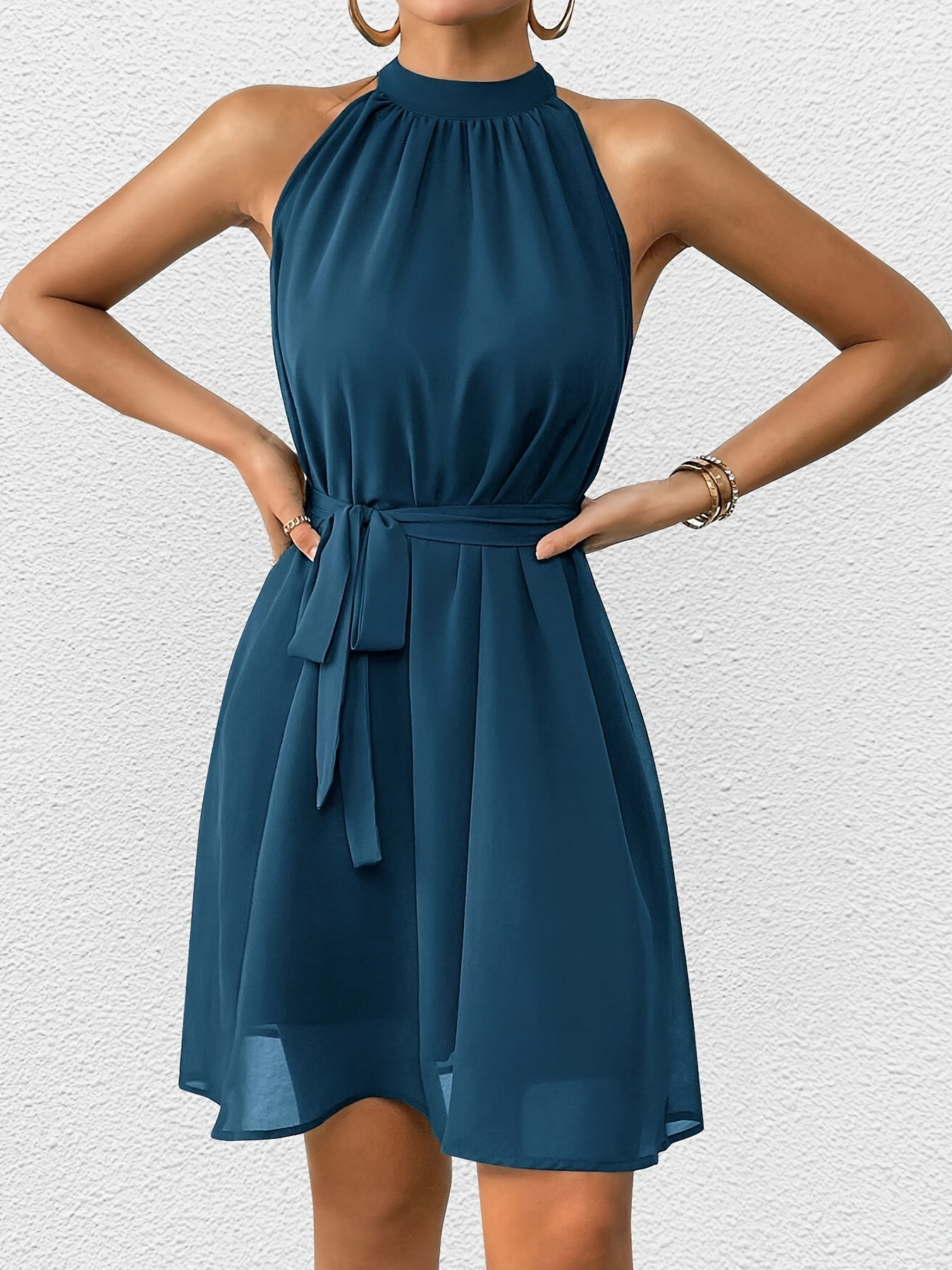 Elegante vestido de tubo con cinturón – Vestido midi clásico de color liso