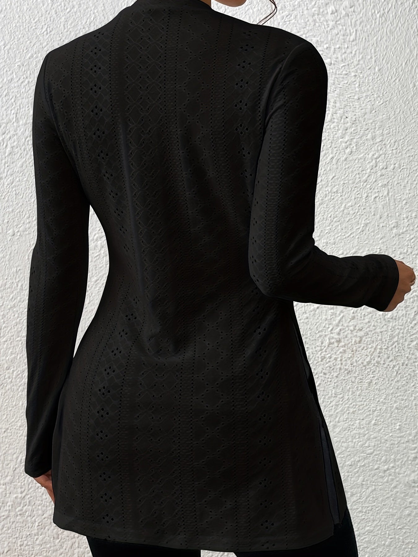 Elegant Long Sleeve Split Hem Top – Crew Neck Eyelet T-Shirt