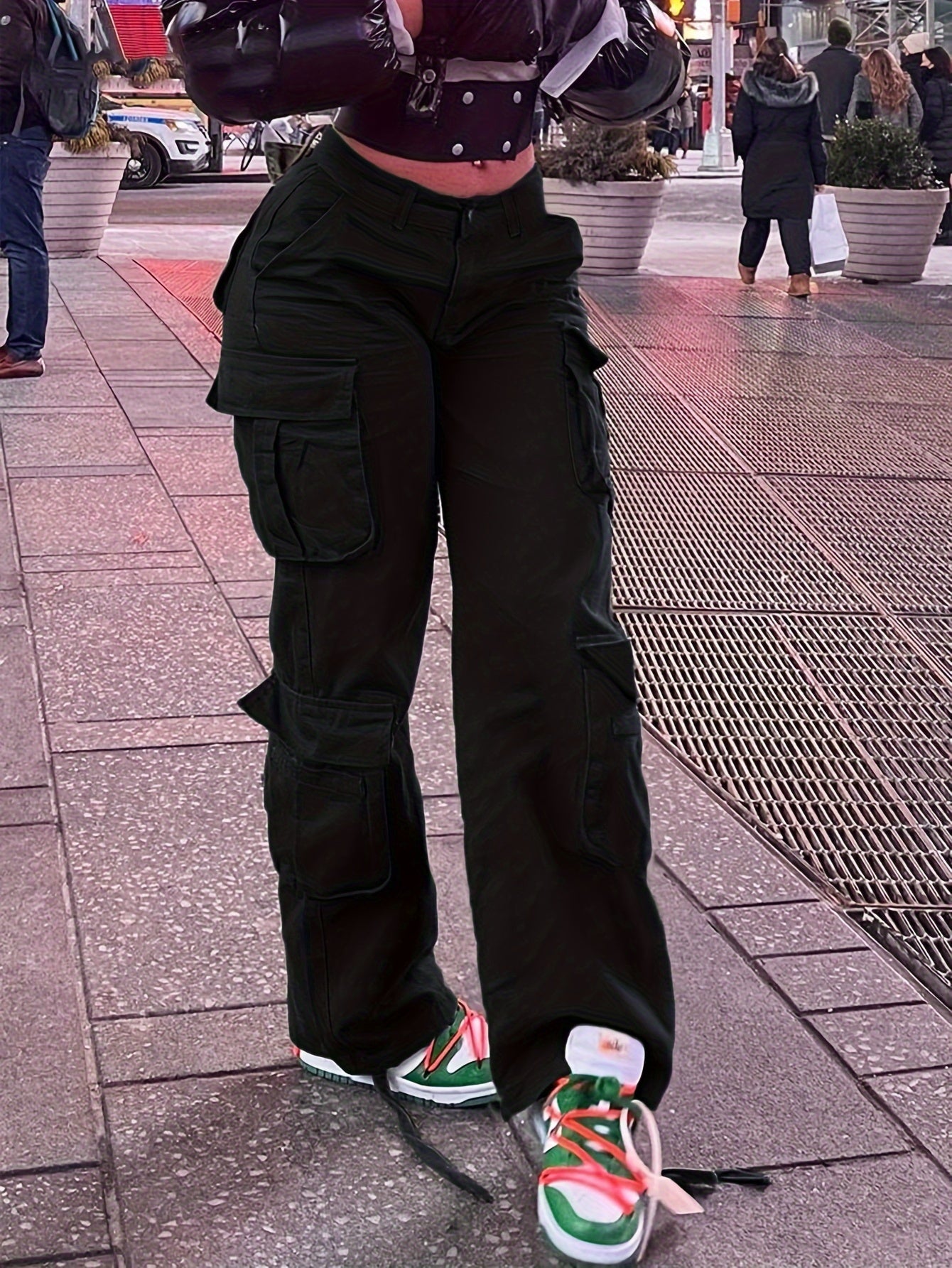 Women’s Retro Y2K Cargo Pants – High-Waisted Wide-Leg Streetwear